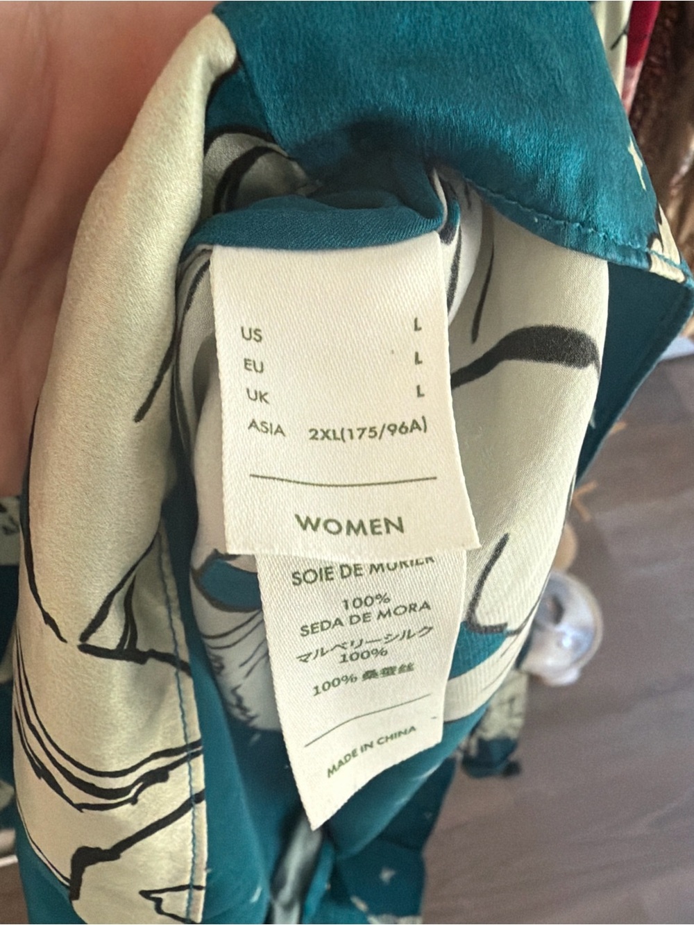 LILYSILK Gemini Zodiac Classic Silk Pajama Set - Picture 13 of 13